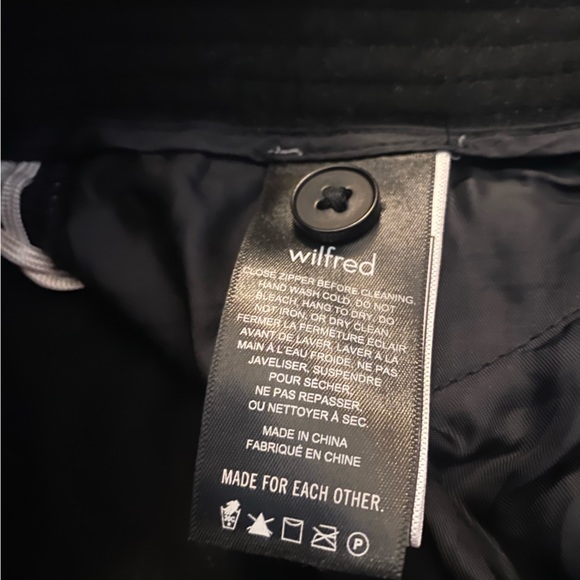 Aritzia (Wilfred Brand) Faux Black Leather Wide Leg Pants Size 10 - Picture 2 of 4